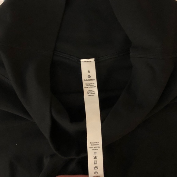 Lululemon align shorts 5" black size 6 - Picture 3 of 8